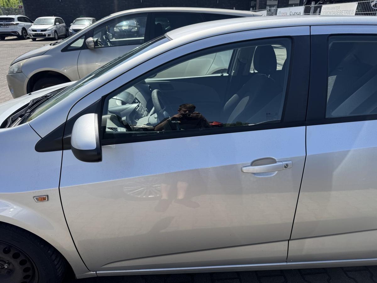 Chevrolet Aveo 2 original T&uuml;r vorn links Silber Rohbau Bj.2013